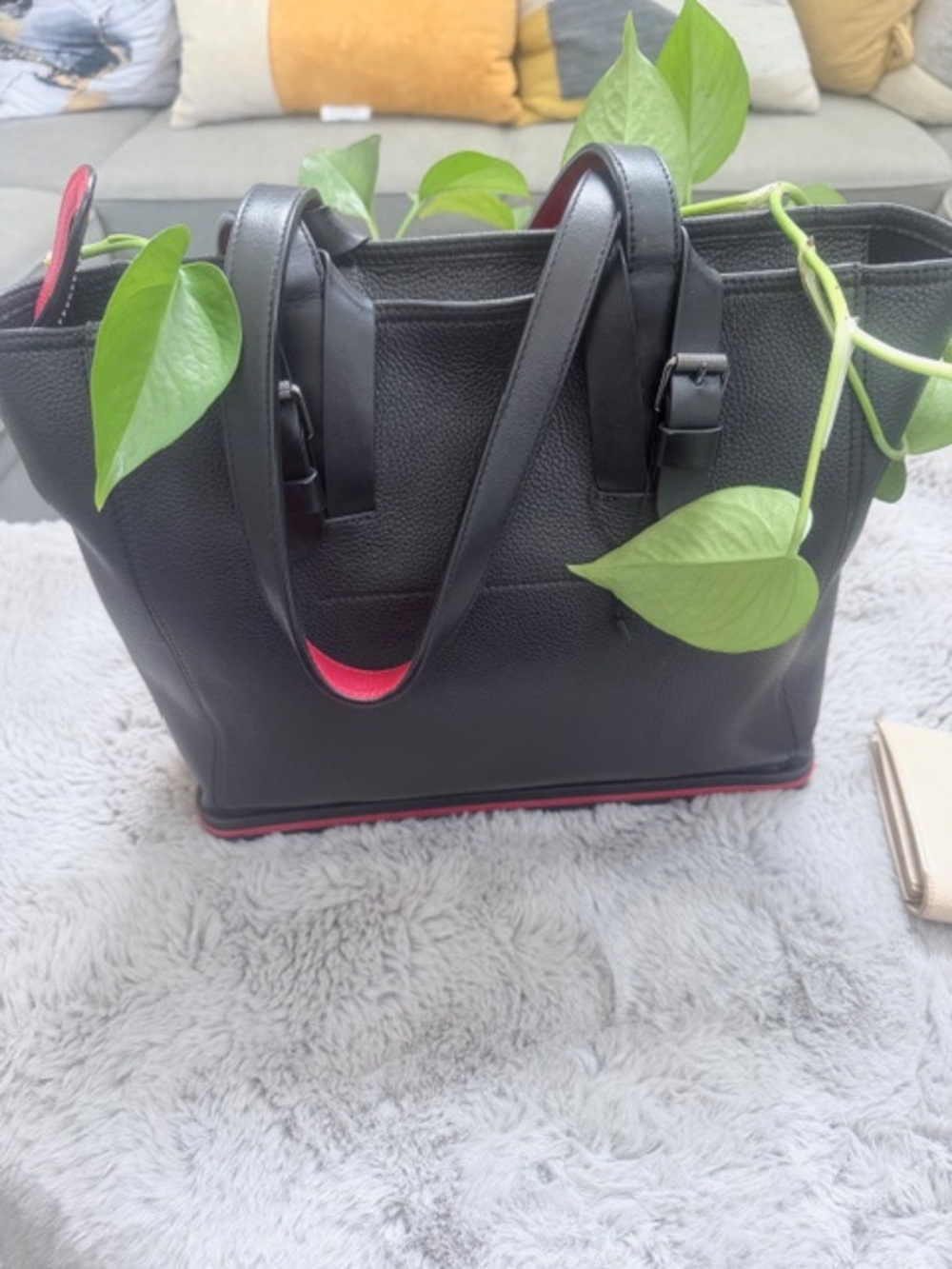 Christian Louboutin Kabiker Tote Bag Grain Calf Leather Black and Red - Picture 2 of 10